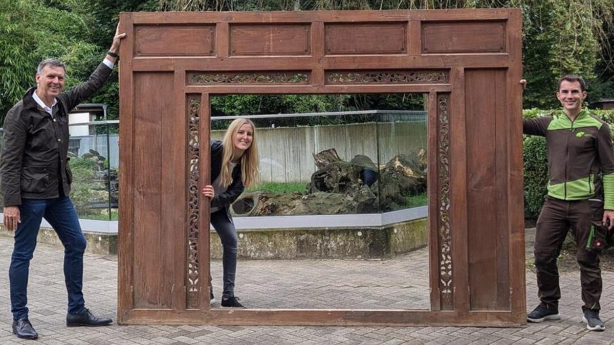 Teak24 spendet asiatische Dekoelemente für den Tiergarten Kleve