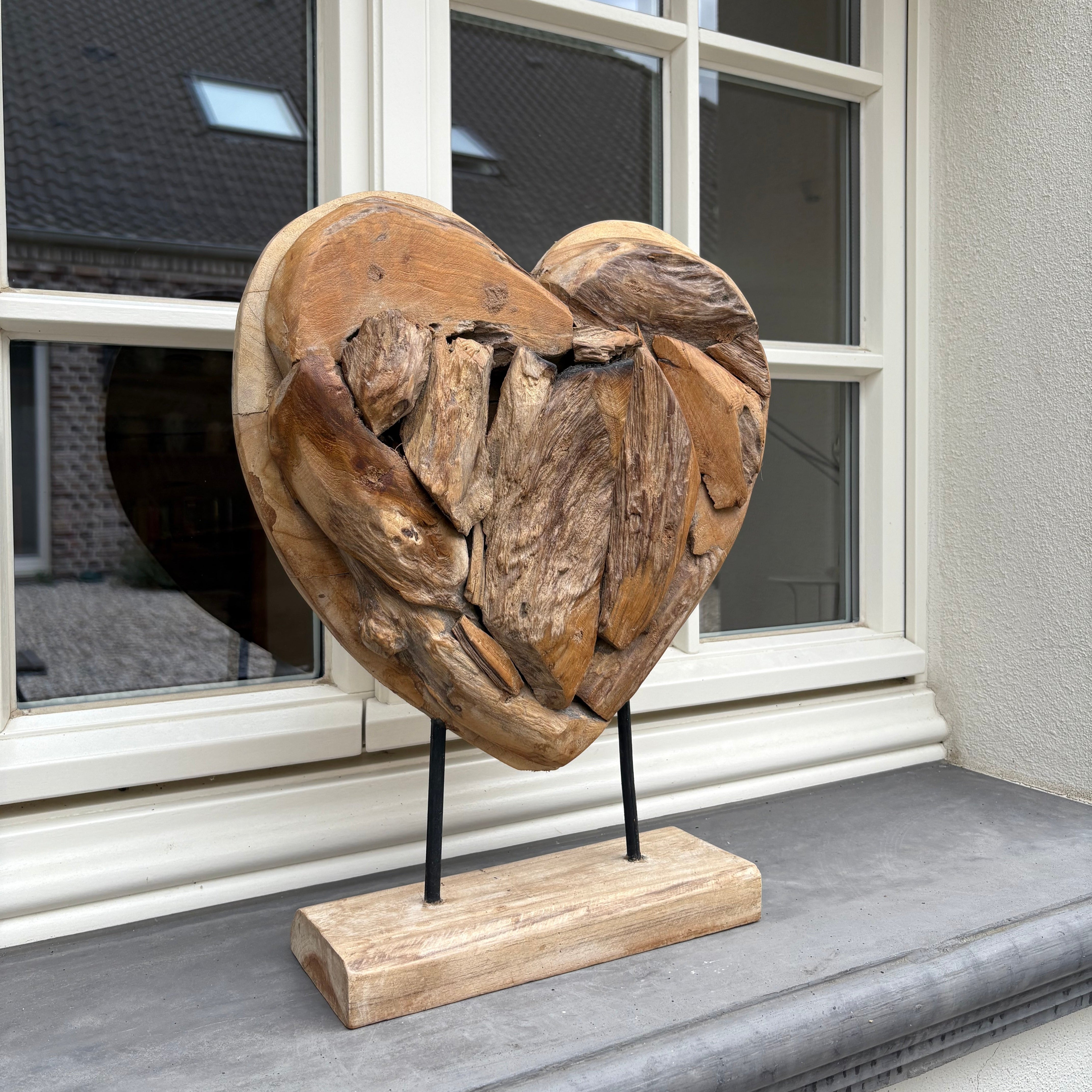 Herz auf Ständer, Dekofigur aus Wurzelholz, L